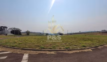 Terreno de esquina no Condomínio Mirante da Serra I, com 342 m².
