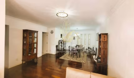 Apartamento com 180 m2, 3 dormitórios no centro de Botucatu.