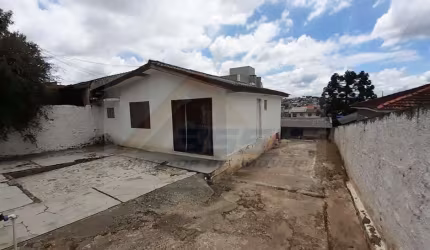Casa à venda no bairro Guarani - Colombo/PR