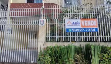 Sobrado à venda no bairro Loteamento Marinoni - Almirante Tamandaré/PR