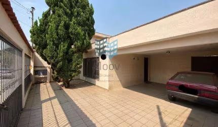Casa para Venda em Guarulhos, Vila Barros, 2 dormitórios, 1 banheiro, 4 vagas