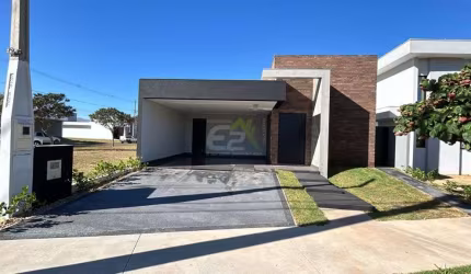 Casa de luxo à venda no Condomínio Residencial Village Damha III em São Carlos