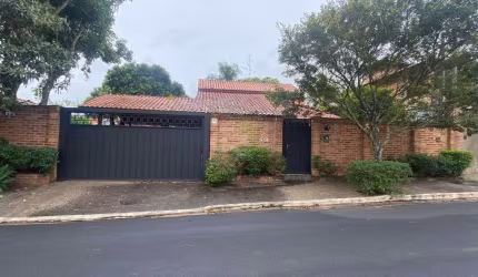 Casa de luxo com piscina e sauna no Residencial Samambaia, São Carlos