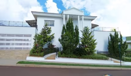 Sobrado de Luxo com 4 Suítes no Parque Faber Castell II - São Carlos