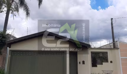 Casa padrão à venda no Parque Santa Felícia Jardim em São Carlos