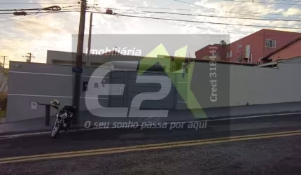 Casa à venda no Parque dos Timburis em São Carlos - 2 dormitórios, suíte, churrasqueira!