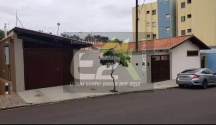 Casa para venda com 4 quartos no Jardim Paraíso.