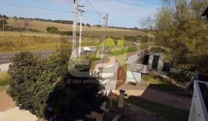 Espetacular chácara com 3 suítes e piscina em São Carlos