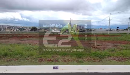 Terreno à venda no Condomínio Monte das Araucárias em São Carlos