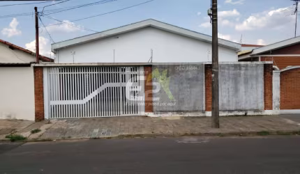 Casa à venda com 3 dormitórios e edícula no Jd. Cruzeiro do Sul em São Carlos
