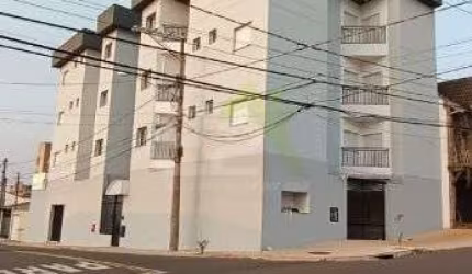 Apartamento de 2 dormitórios com suíte e garagem coberta em Cidade Jardim, São Carlos