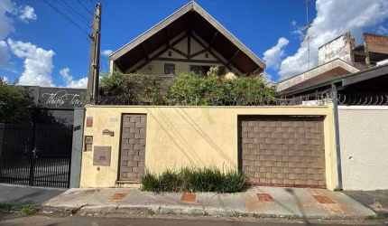 Linda Casa à Venda na Vila Nossa Senhora de Fátima, São Carlos