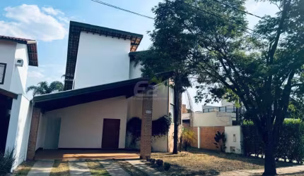 Sobrado de luxo em condomínio fechado no Condomínio Residencial Damha I