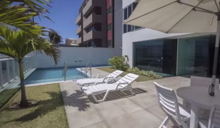 Apartamento semi- Mobiliado de Luxo – Predio frente  Mar, Pronto para Morar!