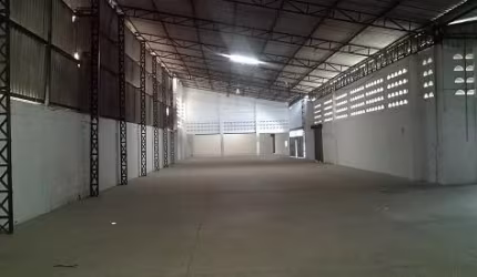 Galpão Ideal para Transportadoras e Distribuidoras – Recife/PE