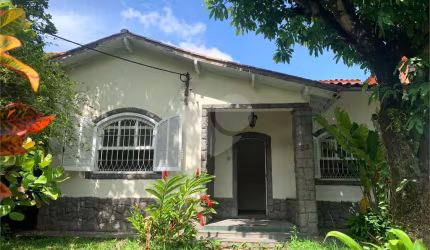 Casa com 3 quartos à venda em Vila Santa Cecília - RJ