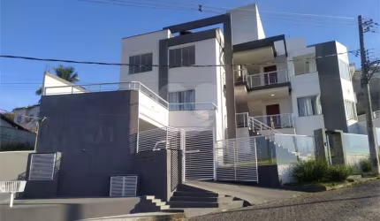 Apartamento com 2 quartos à venda em Jardim Amália - RJ