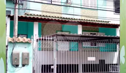 Casa com 6 quartos à venda em Vila Santa Cecília - RJ