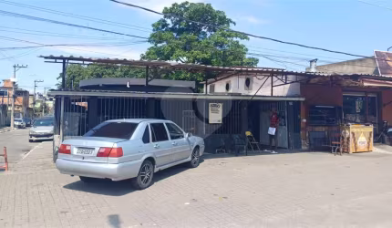 Loja à venda em Areia Branca - RJ