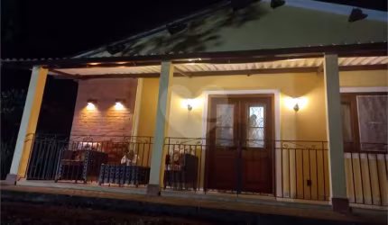 Casa com 3 quartos à venda em Centro - RJ