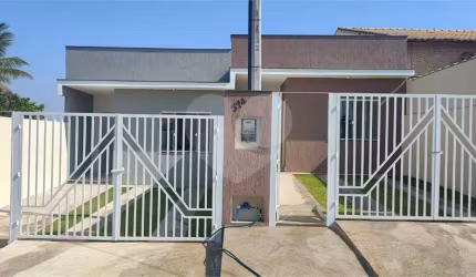 Casa com 2 quartos à venda em Roma - RJ