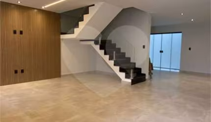 Casa com 3 quartos à venda em Jardim Belvedere - RJ