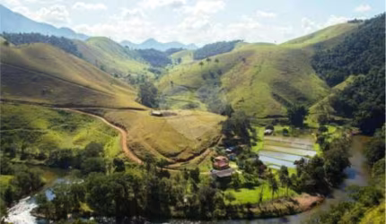 Fazenda com 2 quartos à venda em Centro - RJ