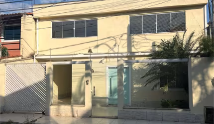 Casa com 3 quartos à venda em Barreira Cravo - RJ