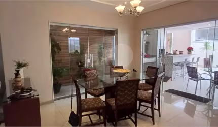 Casa com 2 quartos à venda em Jardim Belvedere - RJ
