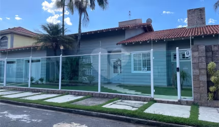 Casa com 4 quartos à venda em Jardim Amália - RJ