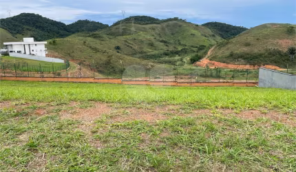 Terreno à venda em Jardim Vila Rica - Tiradentes - RJ