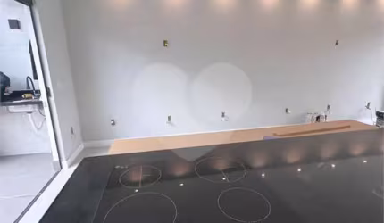 Casa com 3 quartos à venda em Centro - RJ