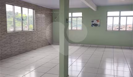 Casa com 3 quartos à venda ou para locação em Jardim Cidade Do Aço - RJ