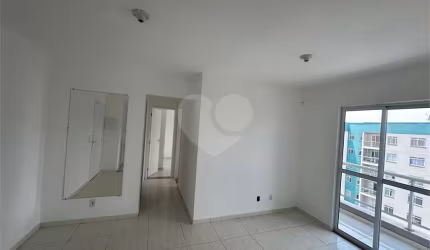 Apartamento com 2 quartos à venda em Água Limpa - RJ