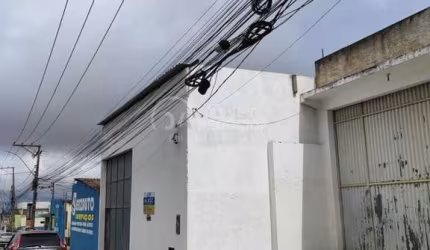 Galpão para Venda em Vitória da Conquista, Brasil, 2 banheiros, 12 vagas