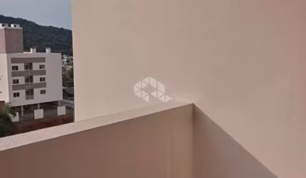 Apartamento com 02 quartos/dormitórios no bairro Jardim Janaína, em Biguaçu- SC