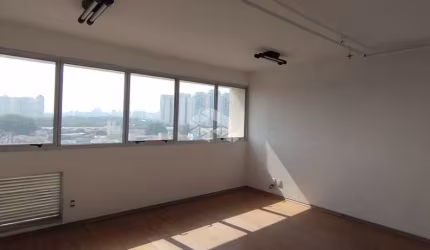 Sala Comercial 1 vaga de garagem Rua Clélia - LAPA