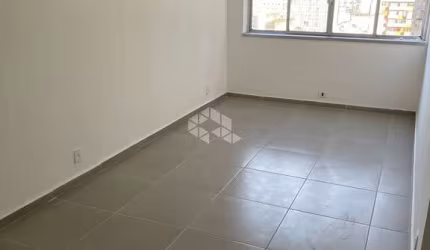 Sala comercial na Galeria Malcon