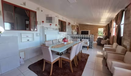 CASA NO BAIRO SÃO ROQUE EM FARROUPILHA
