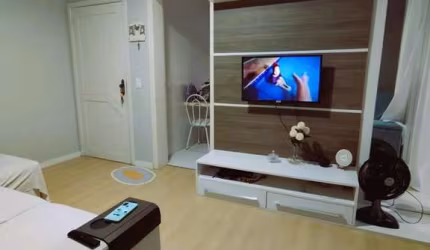 Lindo apartamento semimobiliado