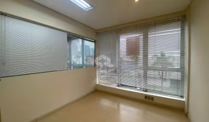 Sala Comercial na Marques do Pombal