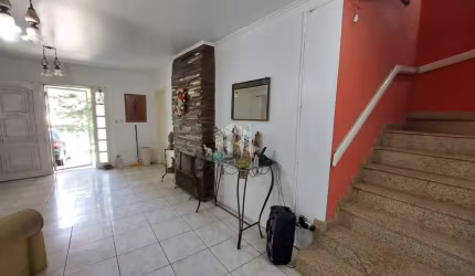 Casa 4 dormitórios com 208m² bairro Belém Velho