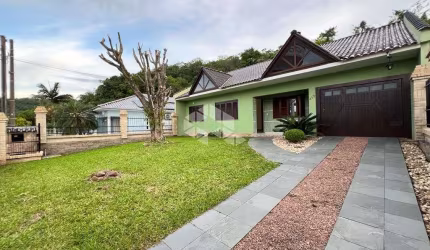 Casa 03 dormitórios próximo a UNISC