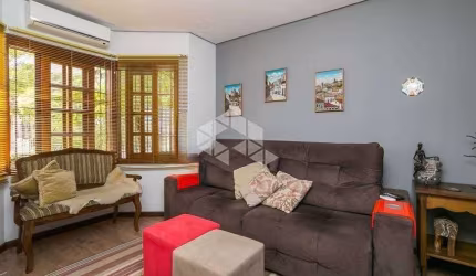 LINDA CASA NO GUARUJÁ COM PISCINA AQUECIDA!