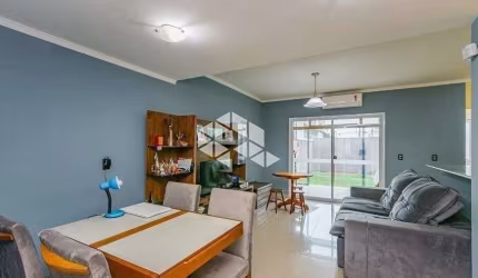 Casa/sobrado 135,00 m² 3 dormitórios, 1 suíte,  sala, cozinha, área de serviço, garagem para 3 carros, pátio amplo nos fundos, aceita financiamento