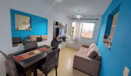 Apartamento 02 dormitórios com armários, cozinha planejada 01 vaga de garagem, lazer