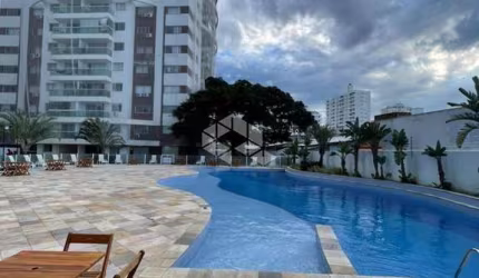 Apartamento com 2 quartos no bairro Barreiros em São José/SC
