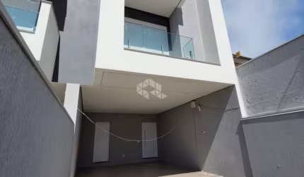 Casa nova, 175,24 m², 3 quartos , 2 garagens, churrasqueira, alto padrão, B, São José São Leopoldo.