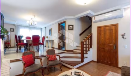 CASA EM CONDOMINIO 3 DORM,2 VAGAS COBERTAS BAIRRO JARDIM ISABEL