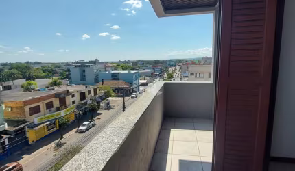 Apartamento Duplex na Av Angelo Bolson